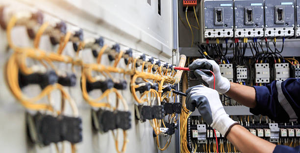 Professional Electrician technician working in Garwood, NJ